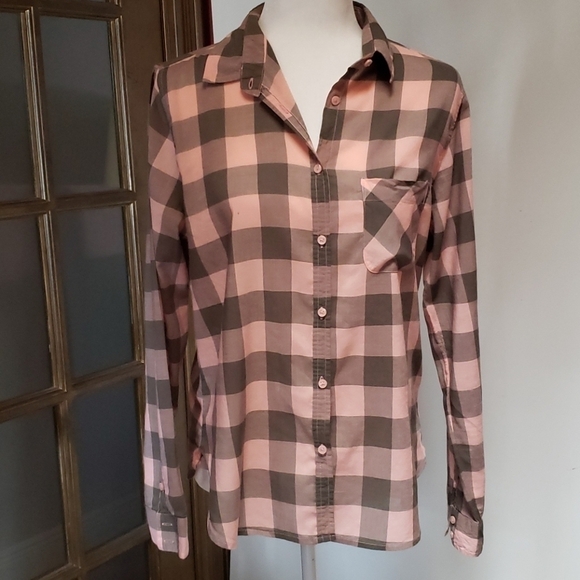 AMERICAN Eagle Long Sleeve Button Down Shirt - Picture 1 of 5
